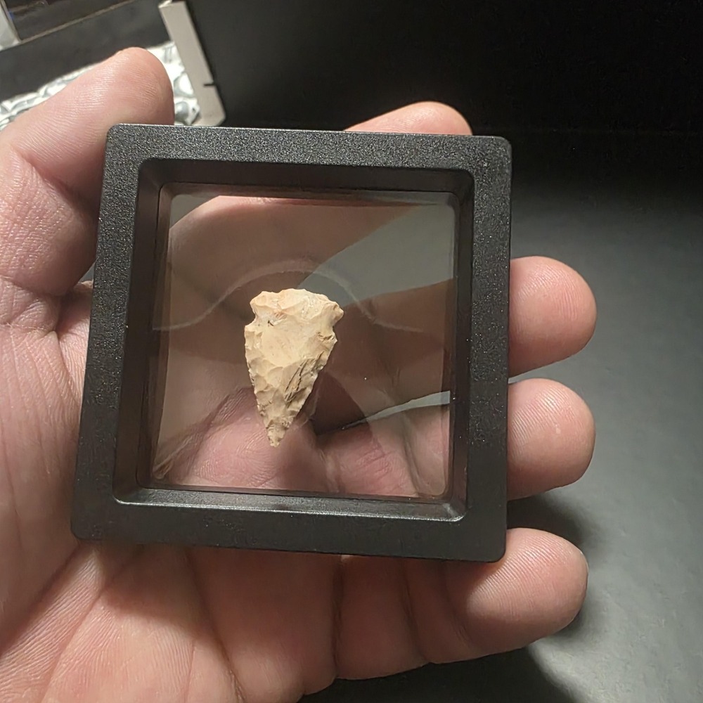 Stone Notched Projectile Point – Mexico Origin – Unauthenticated - Picture 3 of 4
